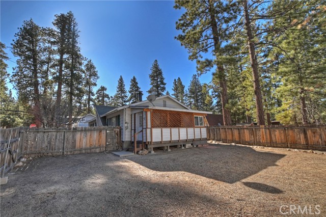 Detail Gallery Image 31 of 34 For 501 W Sherwood Bld, Big Bear City,  CA 92314 - 3 Beds | 2 Baths