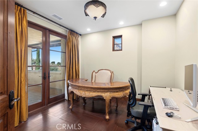 Detail Gallery Image 24 of 44 For 96 Canyon Creek, Irvine,  CA 92603 - 5 Beds | 6/2 Baths