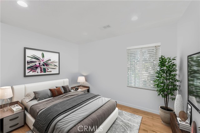 Detail Gallery Image 23 of 45 For 18016 Collins St, Encino,  CA 91316 - 4 Beds | 3/1 Baths