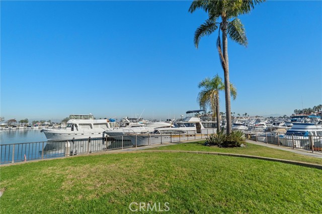 Detail Gallery Image 29 of 35 For 2872 Coast Cir #303,  Huntington Beach,  CA 92649 - 2 Beds | 2 Baths