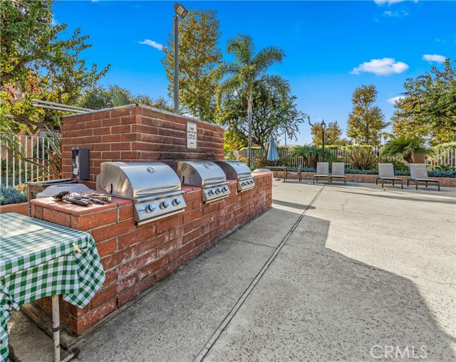 Image 49 of 62 For 6600 Warner  241