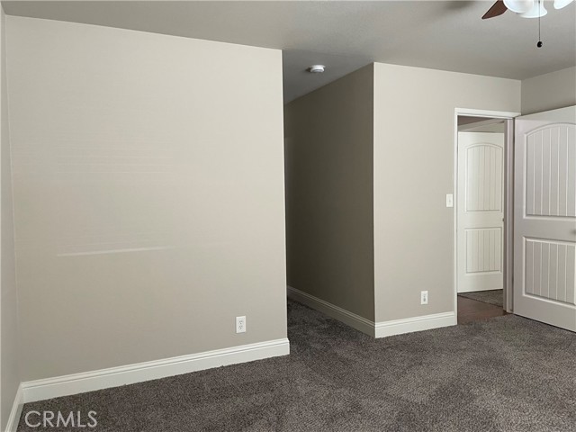 Detail Gallery Image 12 of 19 For 2538 N Thorne, Fresno,  CA 93704 - 5 Beds | 3 Baths