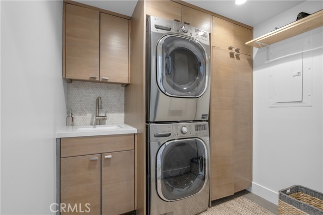 112 30th Street, Newport Beach CA: https://media.crmls.org/medias/868c38a9-dc78-49cb-9ef3-c4b6b0d773bf.jpg