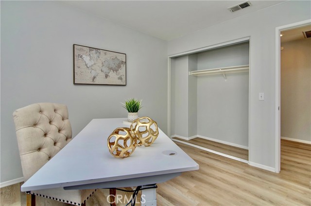 15 Sydney Court, Aliso Viejo CA: https://media.crmls.org/medias/868c9884-4d79-4f5c-aa4a-3edf1c328d72.jpg