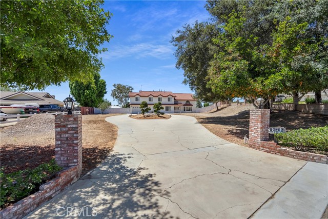 16075 Lenel Court, Riverside, CA 92504