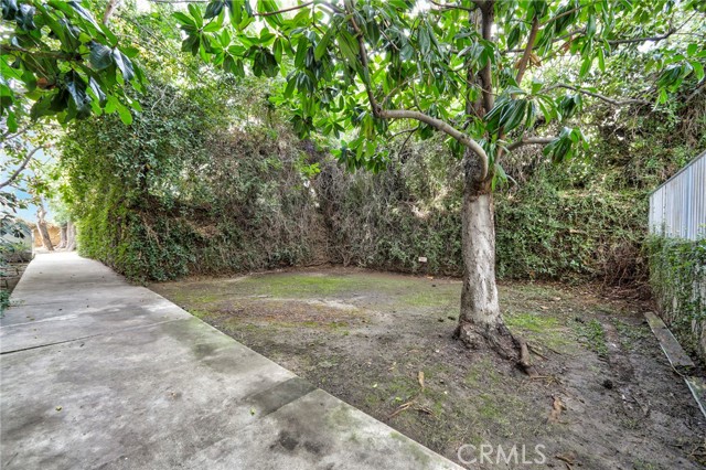 Detail Gallery Image 28 of 34 For 15335 Magnolia #216,  Sherman Oaks,  CA 91403 - 3 Beds | 2 Baths