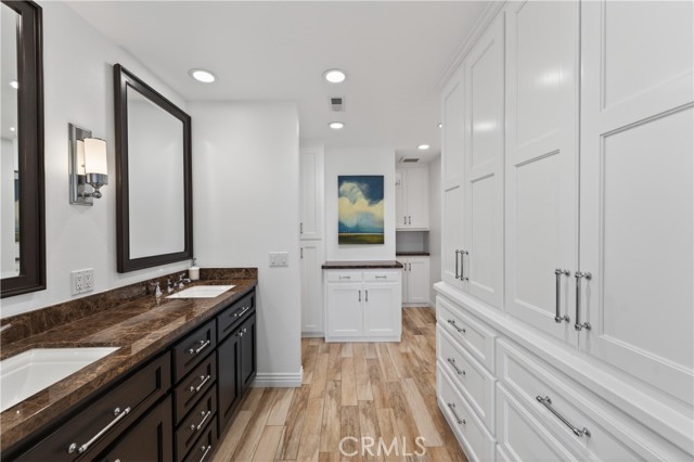 Detail Gallery Image 28 of 72 For 7 E Yale Loop, Irvine,  CA 92604 - 3 Beds | 2 Baths