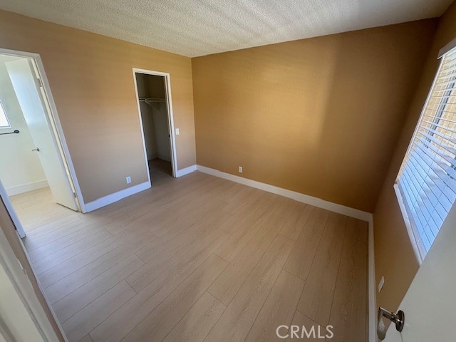 Detail Gallery Image 5 of 22 For 3635 Oak Creek, Ontario,  CA 91761 - 2 Beds | 2 Baths