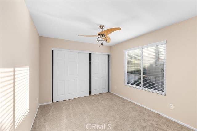 23515 Mountainside Court, Murrieta CA: https://media.crmls.org/medias/868e2478-4424-4e41-8f64-6e9bd9407d29.jpg