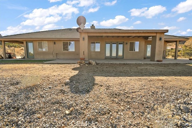 Detail Gallery Image 5 of 34 For 9050 Ponderosa Rd, Pinon Hills,  CA 92372 - 4 Beds | 2 Baths