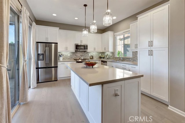 Detail Gallery Image 5 of 34 For 115 Primrose, Lake Forest,  CA 92610 - 4 Beds | 3/1 Baths