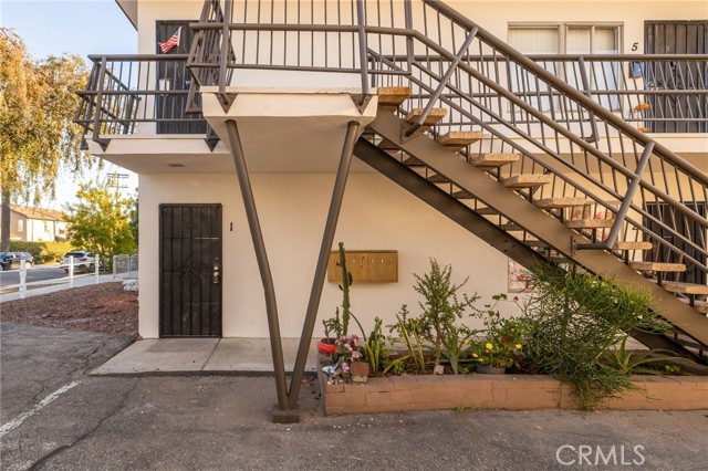 Detail Gallery Image 15 of 24 For 2401 S Denison Ave, San Pedro,  CA 90731 - – Beds | – Baths