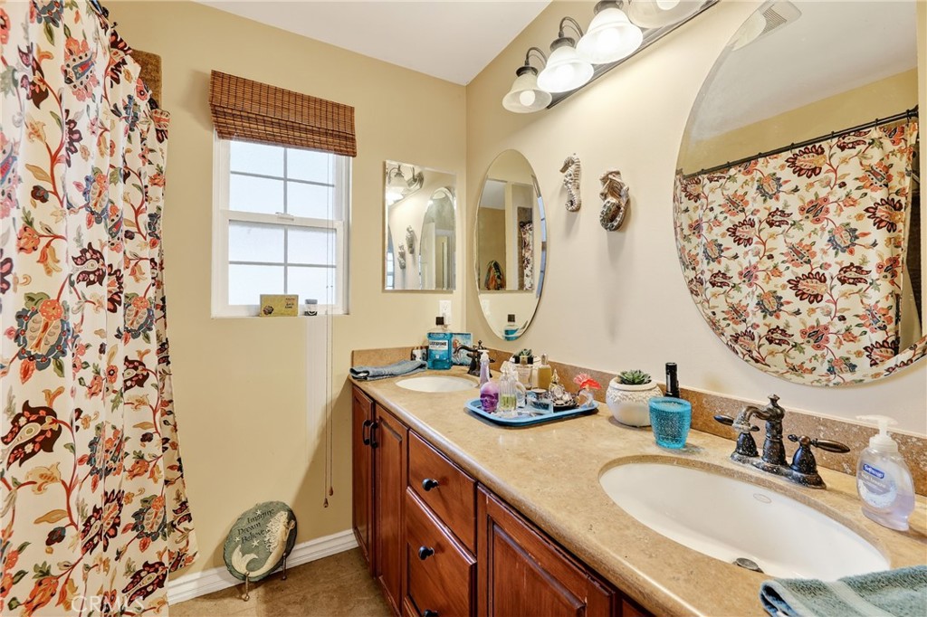 MLS #OC25237725 image #19