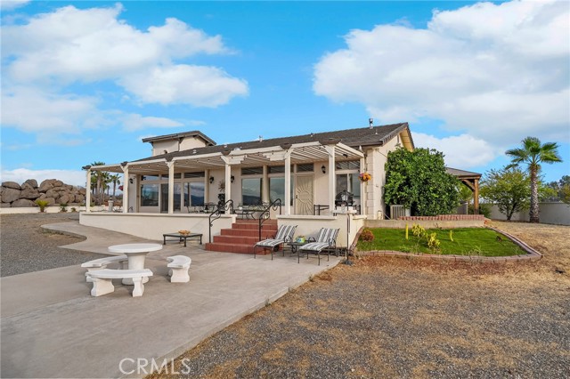 4541 Skyway, Paradise CA: https://media.crmls.org/medias/86913931-4573-4356-934d-63ad027517b3.jpg