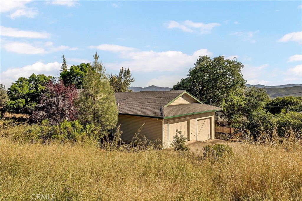 17464 Greenridge Road