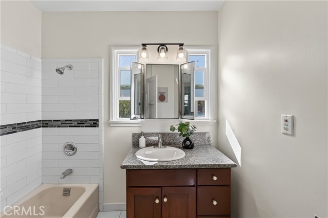 Detail Gallery Image 20 of 49 For 10818 Loch Avon, Whittier,  CA 90606 - 3 Beds | 2 Baths