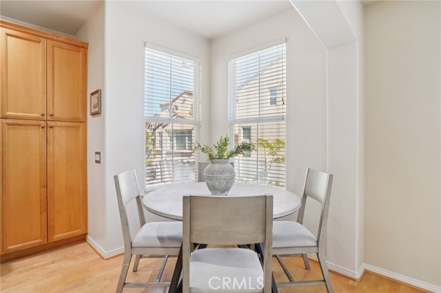 Detail Gallery Image 17 of 50 For 2889 Plaza Del Amo #405,  Torrance,  CA 90503 - 3 Beds | 2/1 Baths