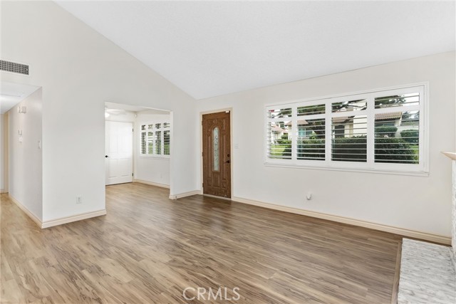 Detail Gallery Image 7 of 29 For 1580 Lisa Ln, Redlands,  CA 92374 - 2 Beds | 2 Baths