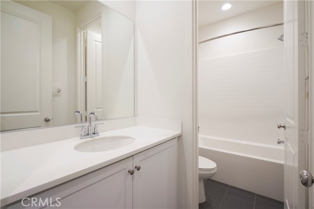 Detail Gallery Image 22 of 55 For 344 Vintage Way, Tustin,  CA 92780 - 4 Beds | 3/1 Baths