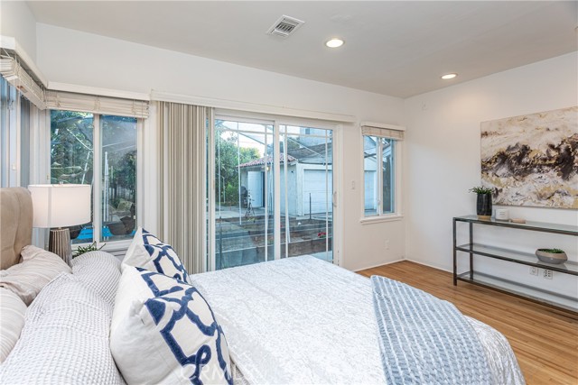 Detail Gallery Image 29 of 46 For 352 W Alameda Ave, Burbank,  CA 91506 - 3 Beds | 2 Baths