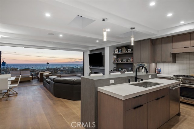 1737 Manhattan Avenue, Hermosa Beach CA: https://media.crmls.org/medias/8693bd48-d495-4449-9b2e-9da351968936.jpg