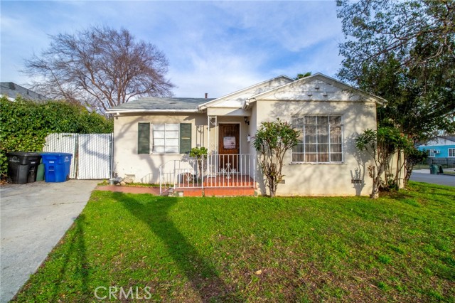 2484 Hanning Avenue, Altadena CA: https://media.crmls.org/medias/8693c9e5-6532-4d12-8860-77b40320b79b.jpg