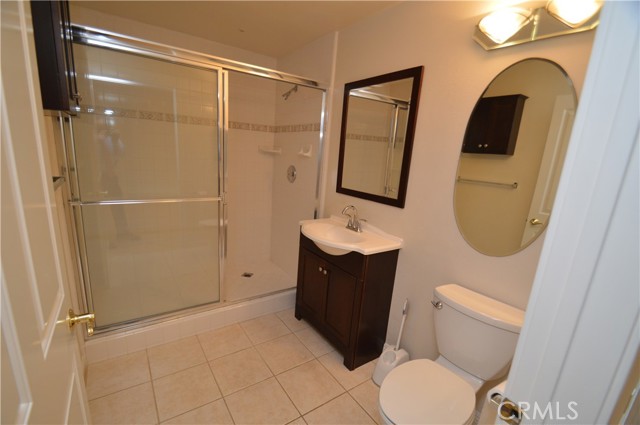 Detail Gallery Image 7 of 8 For 4447 W Lakeside Dr #105,  Burbank,  CA 91505 - 0 Beds | 1 Baths