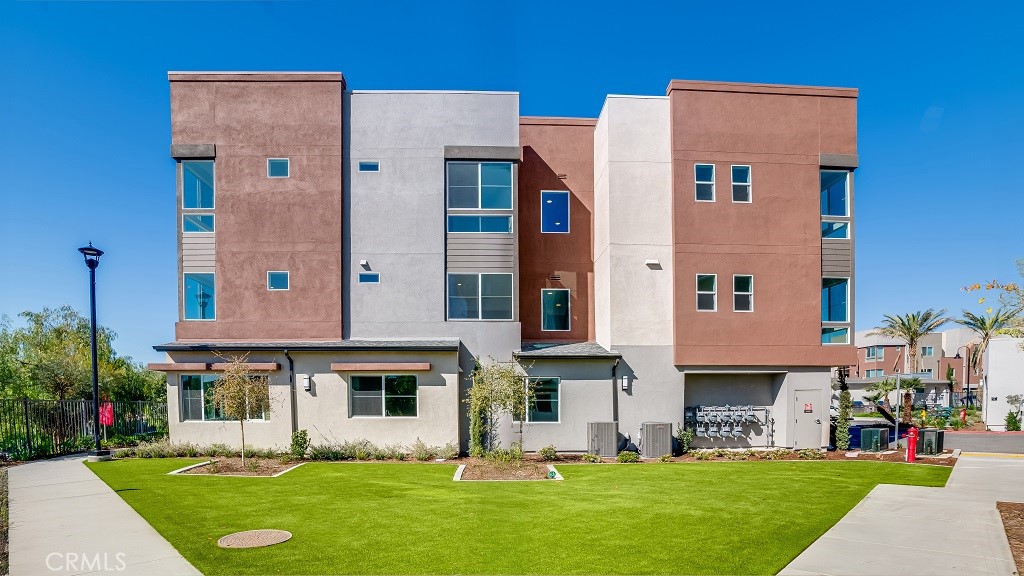 4100 E Circle Paseo #101