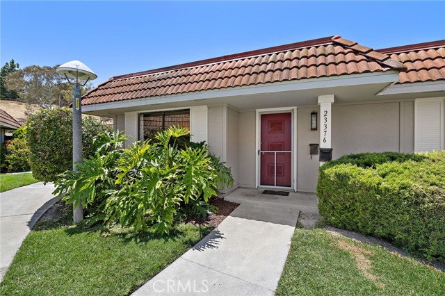 Detail Gallery Image 1 of 14 For 23376 El Reposa, Aliso Viejo,  CA 92656 - 3 Beds | 2 Baths