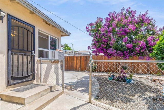 4026 Daines Drive, Arcadia CA: https://media.crmls.org/medias/86940320-af38-4474-8ad6-da16919266db.jpg