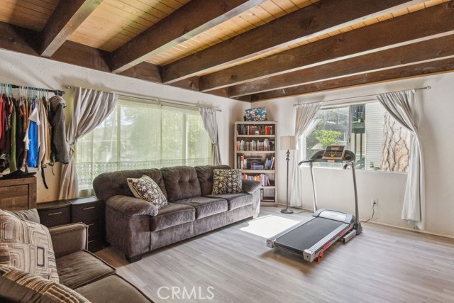Detail Gallery Image 7 of 16 For 22868 Laurel Ln, Crestline,  CA 92325 - 3 Beds | 2 Baths
