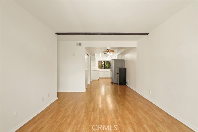 Detail Gallery Image 14 of 38 For 33 Northwoods Ln, La Crescenta,  CA 91214 - 3 Beds | 2/1 Baths