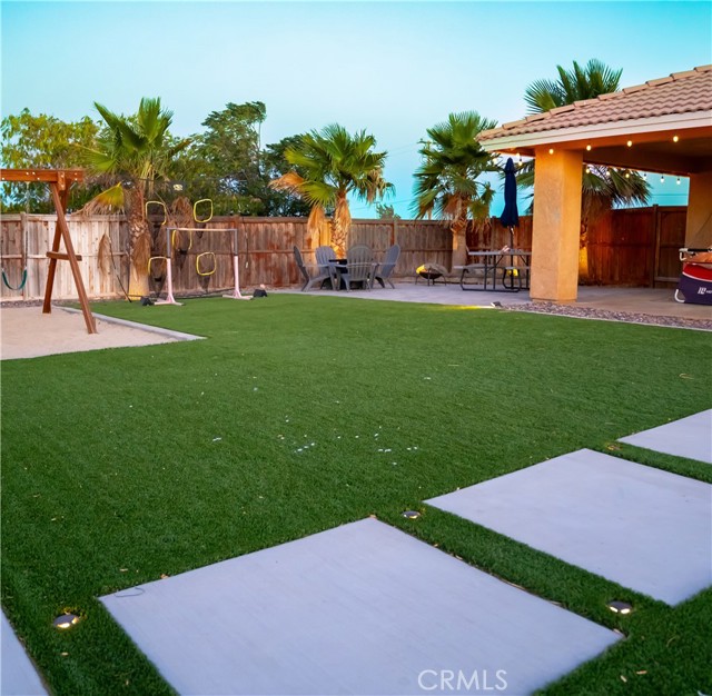 Detail Gallery Image 28 of 36 For 8826 Avenal St, Phelan,  CA 92371 - 4 Beds | 2/1 Baths