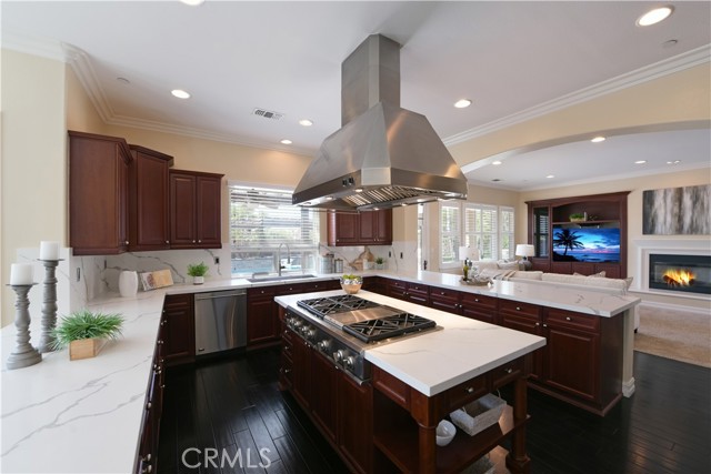 8695fb75 2fa6 44cb Bbbf 5b50a5d1df09