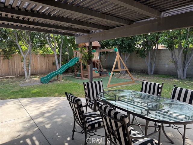 Detail Gallery Image 21 of 23 For 13851 Gimbert, Santa Ana,  CA 92705 - 3 Beds | 2 Baths