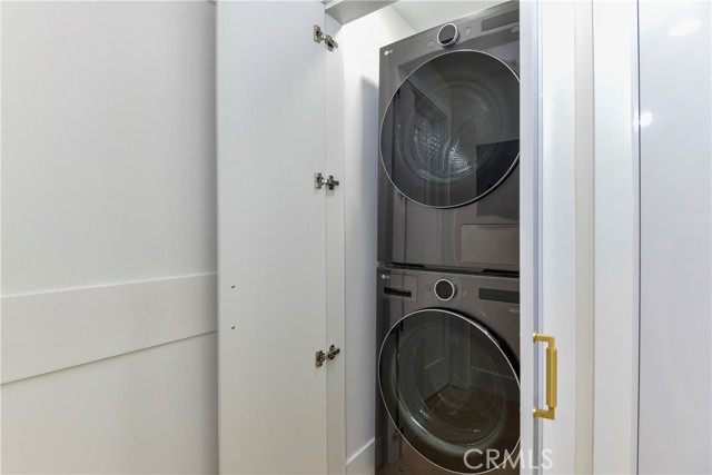 Detail Gallery Image 16 of 33 For 250 N First St #321,  Burbank,  CA 91502 - 2 Beds | 2 Baths