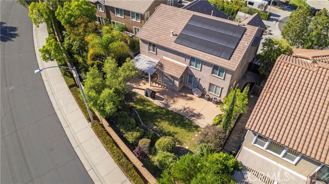 27123 Coral Bells Way, Murrieta CA: https://media.crmls.org/medias/86981745-1d69-4f59-b8d1-f187fd61c36a.jpg