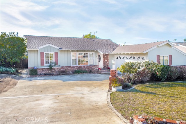 542 E Leadora Ave, Glendora, CA 91741