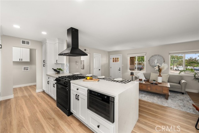 1905 Davis Street, Corona CA: https://media.crmls.org/medias/86990adf-fe30-4aa0-a8cf-76dec09ff779.jpg