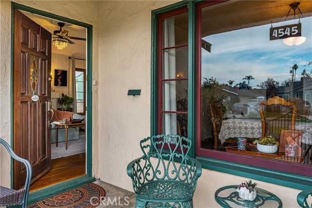 Detail Gallery Image 14 of 36 For 4545 Sunnyside Dr, Riverside,  CA 92506 - 2 Beds | 2 Baths