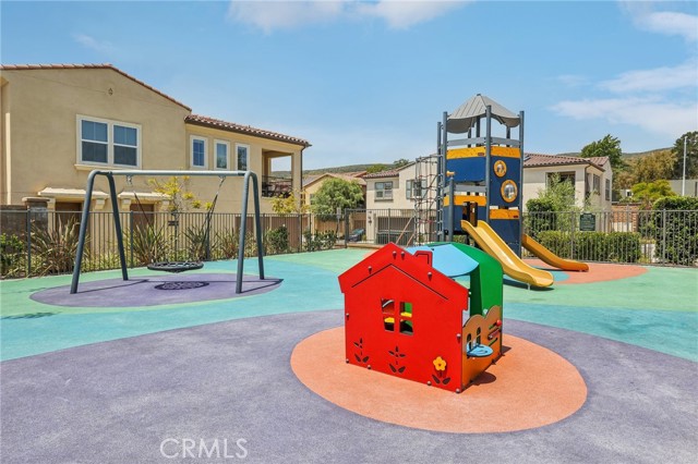 11033 Peyton Way, San Diego, California 92129, 4 Bedrooms Bedrooms, ,3 BathroomsBathrooms,Residential,For Sale,Peyton Way,SW24118507