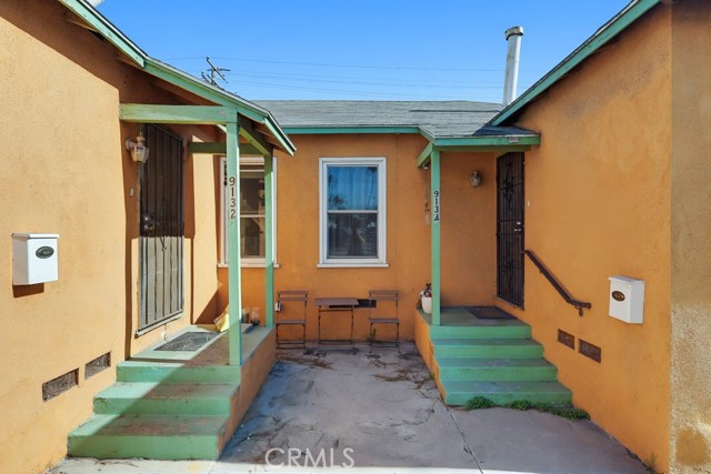9132 Crenshaw Boulevard, Inglewood CA: https://media.crmls.org/medias/869abaaa-eab8-4073-84d3-2b3859d892f9.jpg