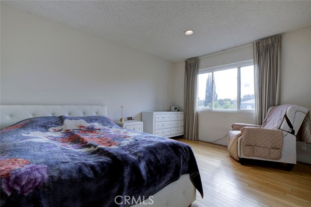 Detail Gallery Image 25 of 52 For 20442 Runnymede, Winnetka,  CA 91306 - 4 Beds | 3 Baths