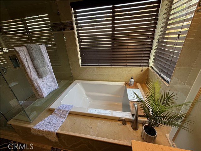 Detail Gallery Image 15 of 33 For 21182 Tennyson, Moreno Valley,  CA 92557 - 4 Beds | 3 Baths