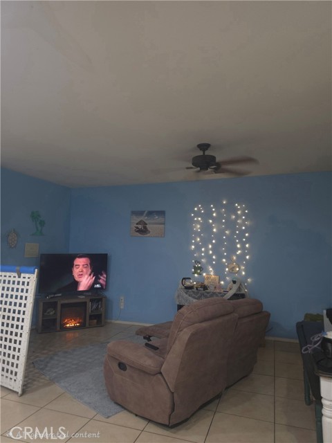 Detail Gallery Image 8 of 12 For 1078 Peaceful Ln, San Jacinto,  CA 92582 - 4 Beds | 2 Baths