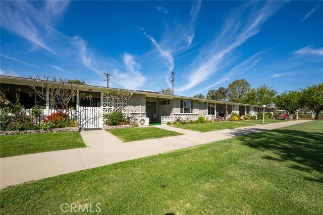 Detail Gallery Image 3 of 34 For 13660 Annandale Dr 21j M1,  Seal Beach,  CA 90740 - 1 Beds | 1 Baths