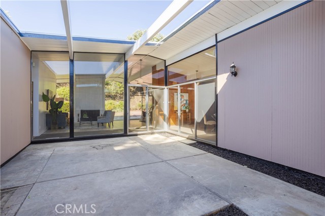 Detail Gallery Image 43 of 44 For 12719 Jimeno Ave, Granada Hills,  CA 91344 - 4 Beds | 2 Baths