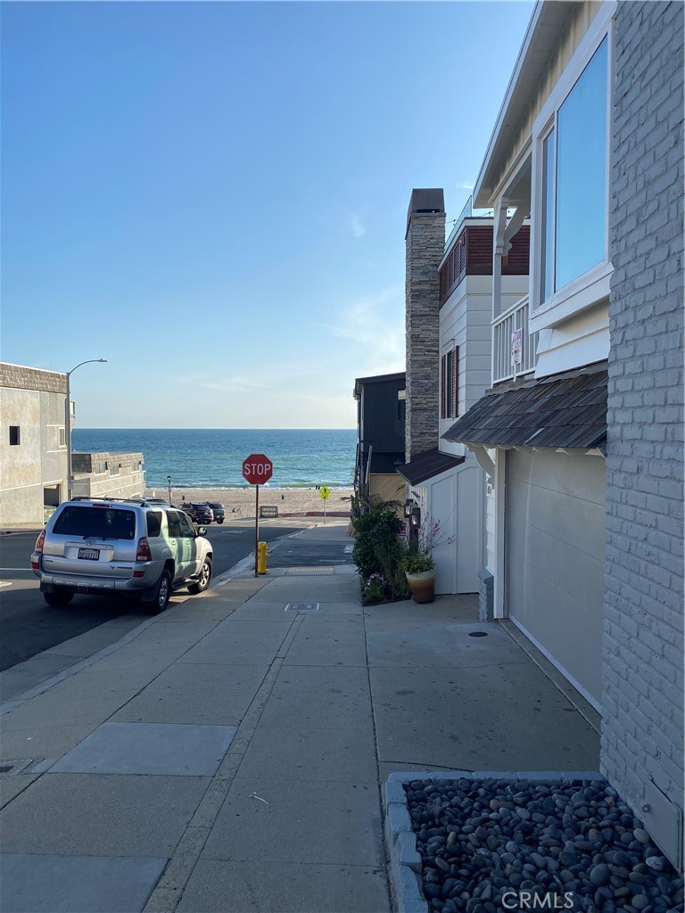 117 Marine Avenue
