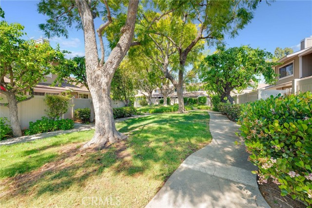 Detail Gallery Image 25 of 28 For 3154 E Palm #53,  Fullerton,  CA 92831 - 2 Beds | 2 Baths