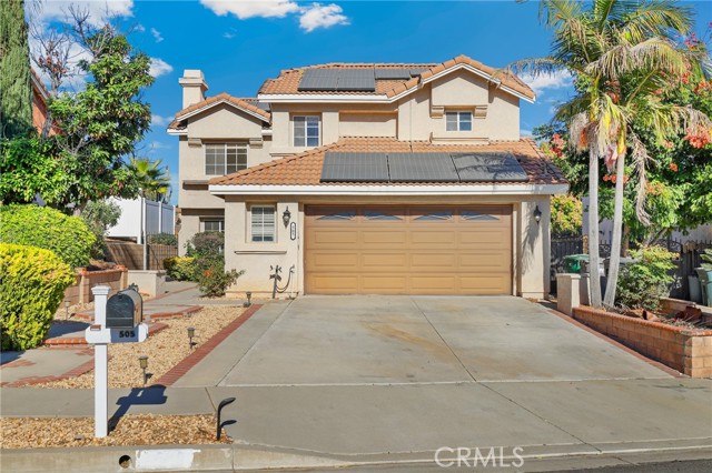 Detail Gallery Image 1 of 30 For 505 Wheeler Cir, Corona,  CA 92879 - 4 Beds | 2/1 Baths